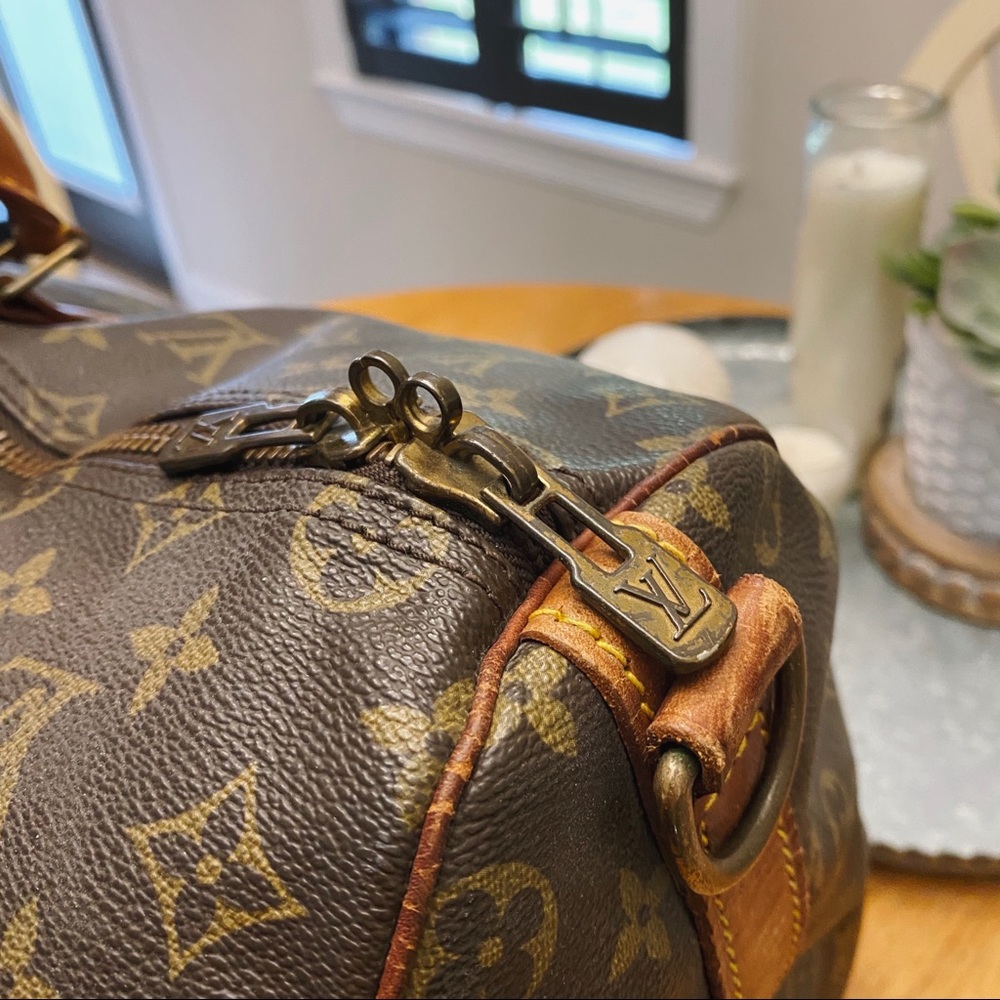 Louis Vuitton Keepall Bandouliere 50 // Vintage - Picture 8 of 16